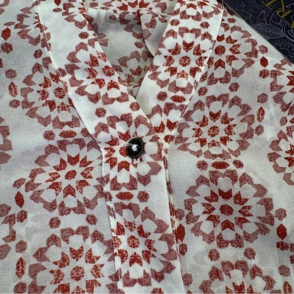 NWT Artesia Womens Top Size M Pink Blue Button Front - Picture 7 of 16